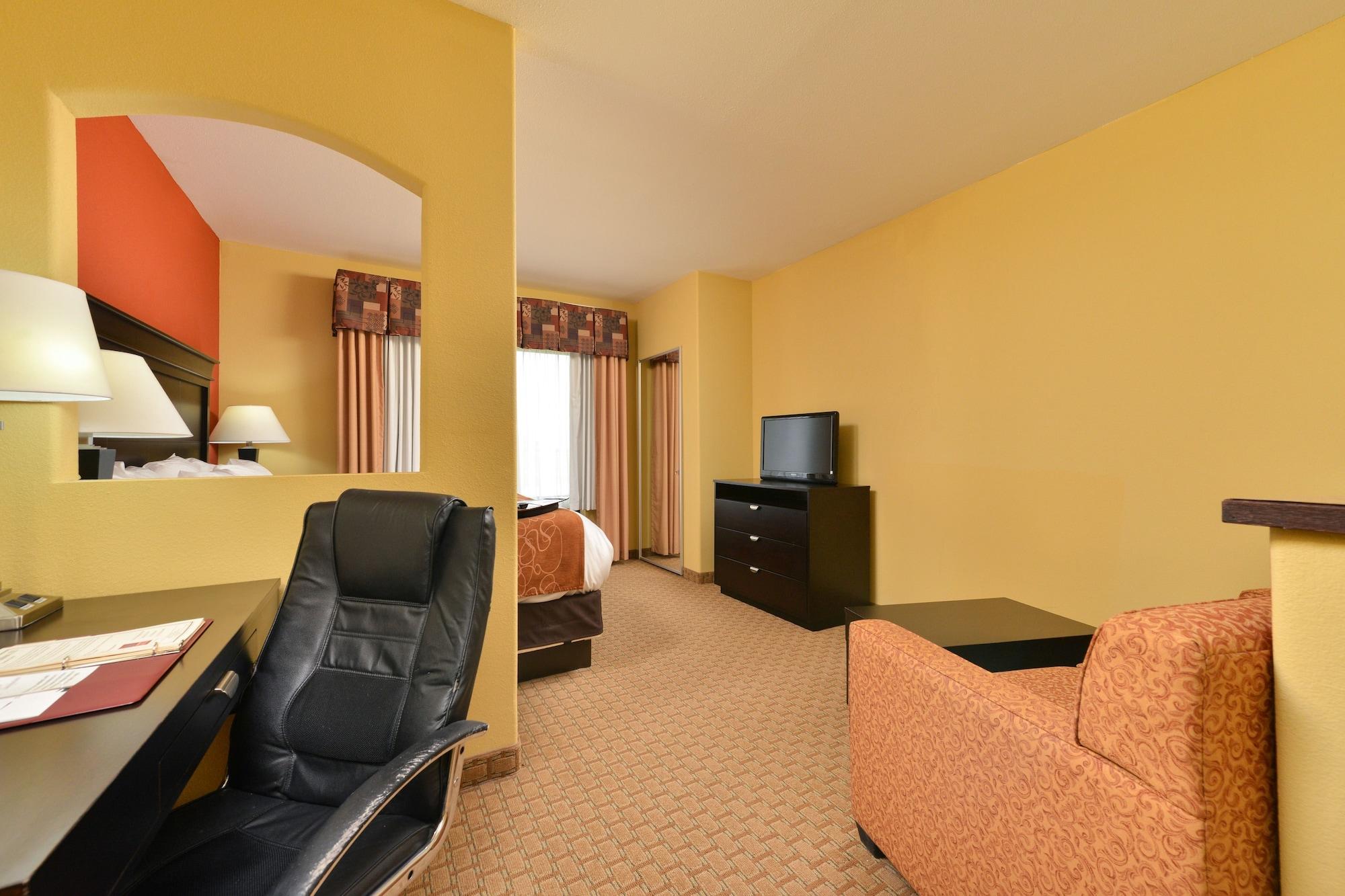 Comfort Suites Salina South Εξωτερικό φωτογραφία