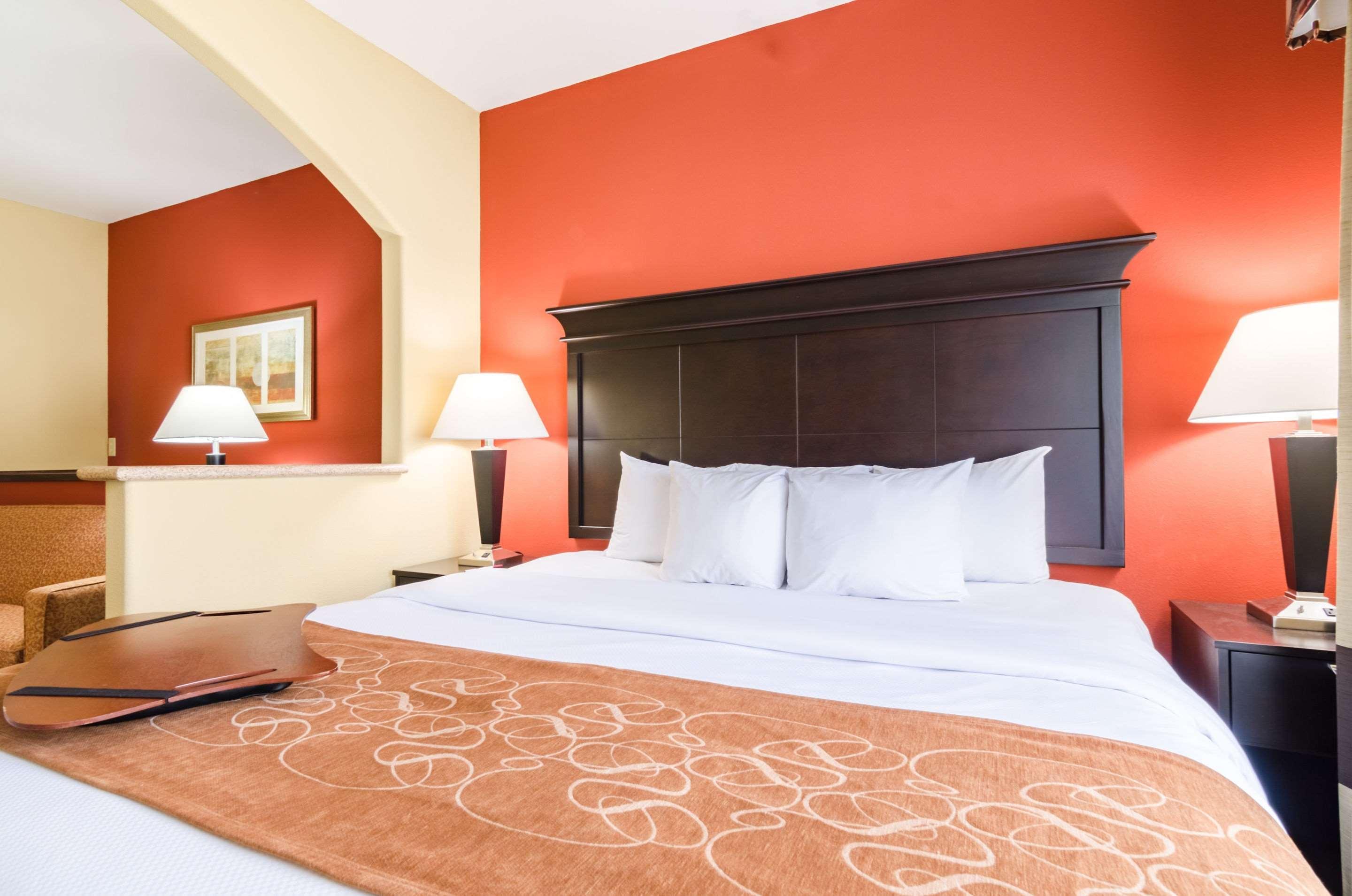 Comfort Suites Salina South Εξωτερικό φωτογραφία