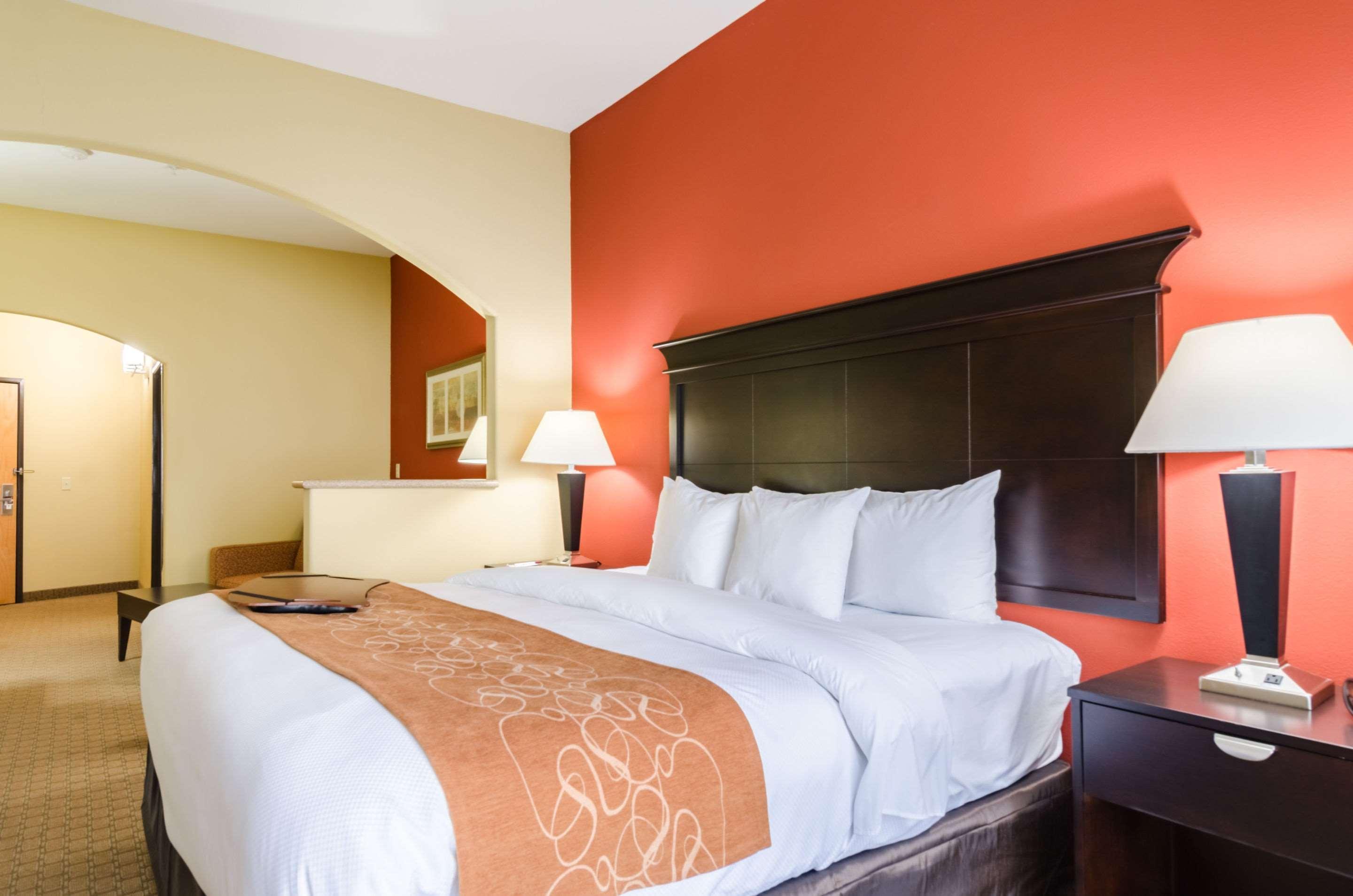 Comfort Suites Salina South Εξωτερικό φωτογραφία