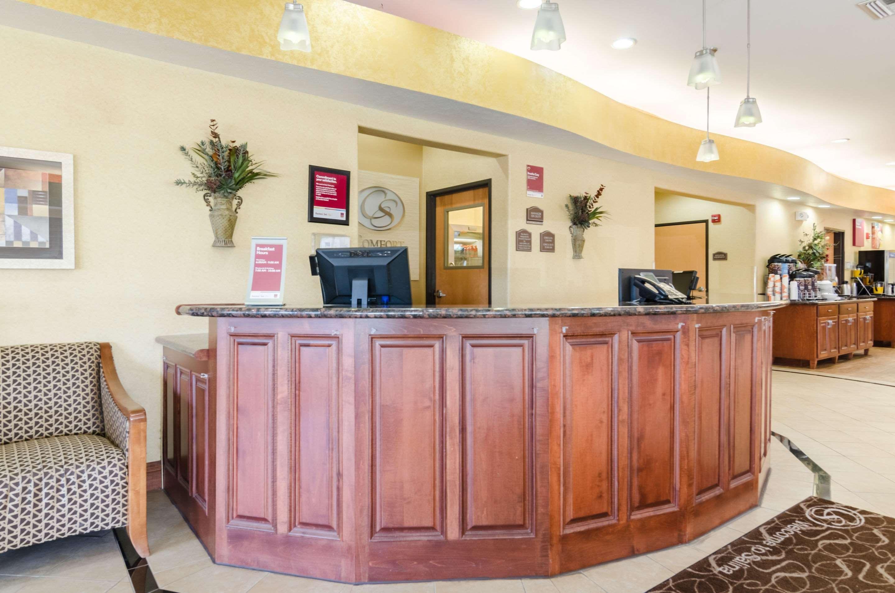 Comfort Suites Salina South Εξωτερικό φωτογραφία