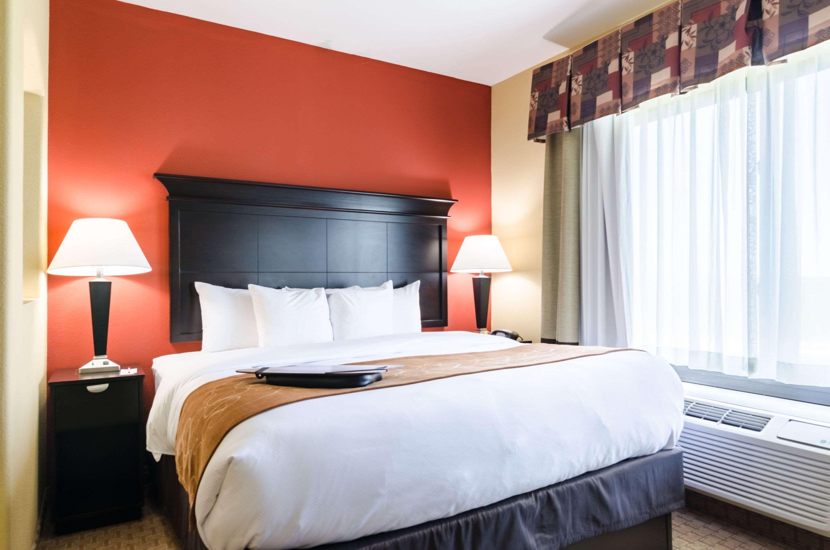 Comfort Suites Salina South Εξωτερικό φωτογραφία