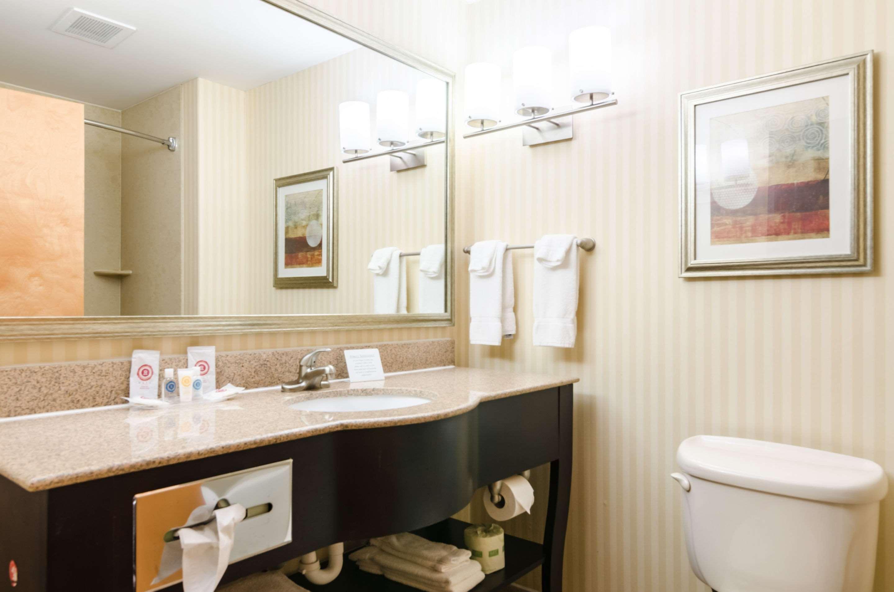 Comfort Suites Salina South Εξωτερικό φωτογραφία