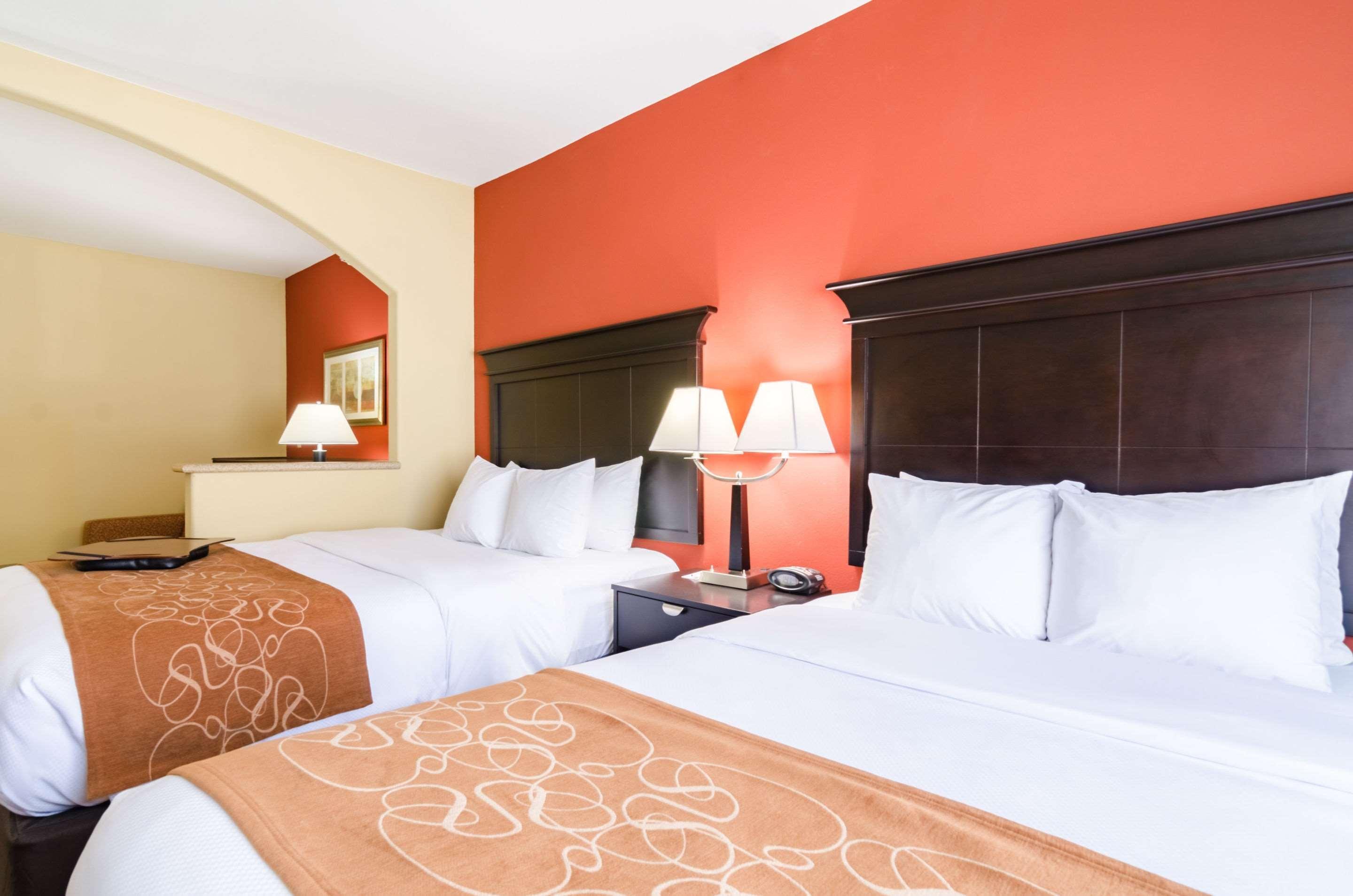 Comfort Suites Salina South Εξωτερικό φωτογραφία