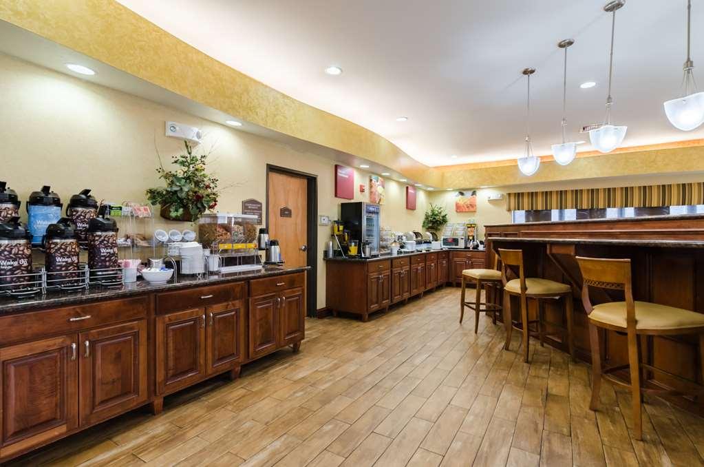 Comfort Suites Salina South Εστιατόριο φωτογραφία