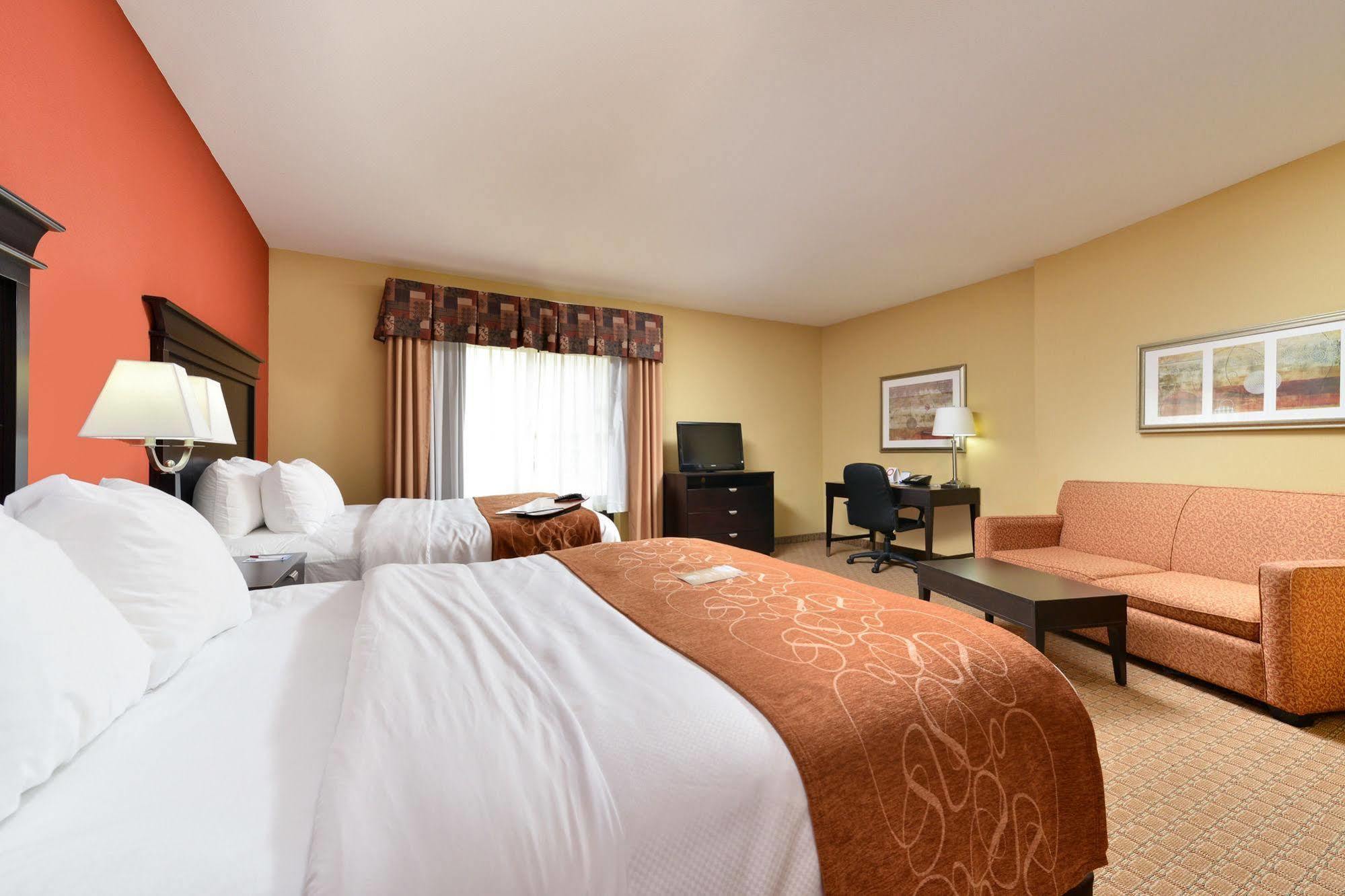 Comfort Suites Salina South Εξωτερικό φωτογραφία